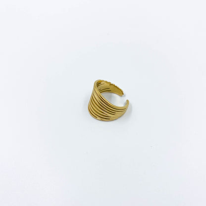 Adore Ring